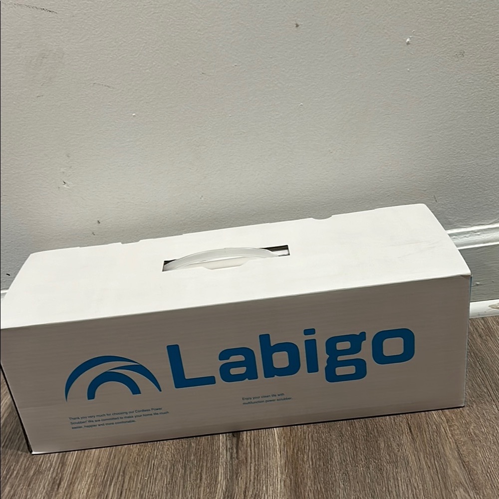 Labigo White and Blue Box